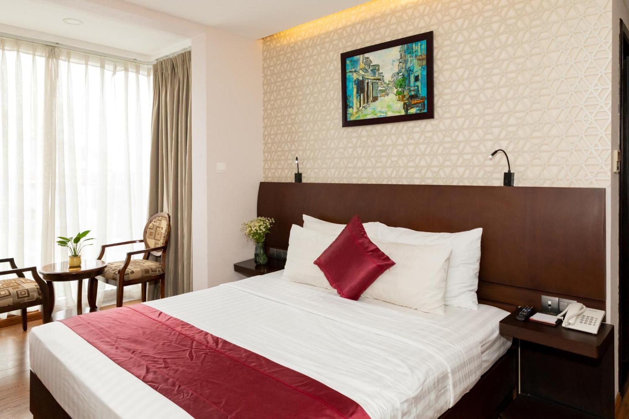 Khách sạn Sonnet Saigon