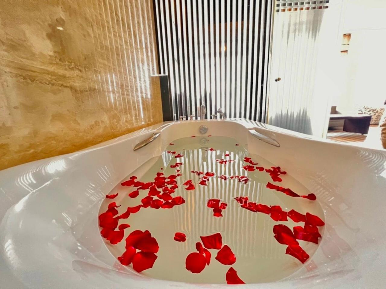 Khách sạn Sonnet Saigon TP. Hồ Chí Minh
